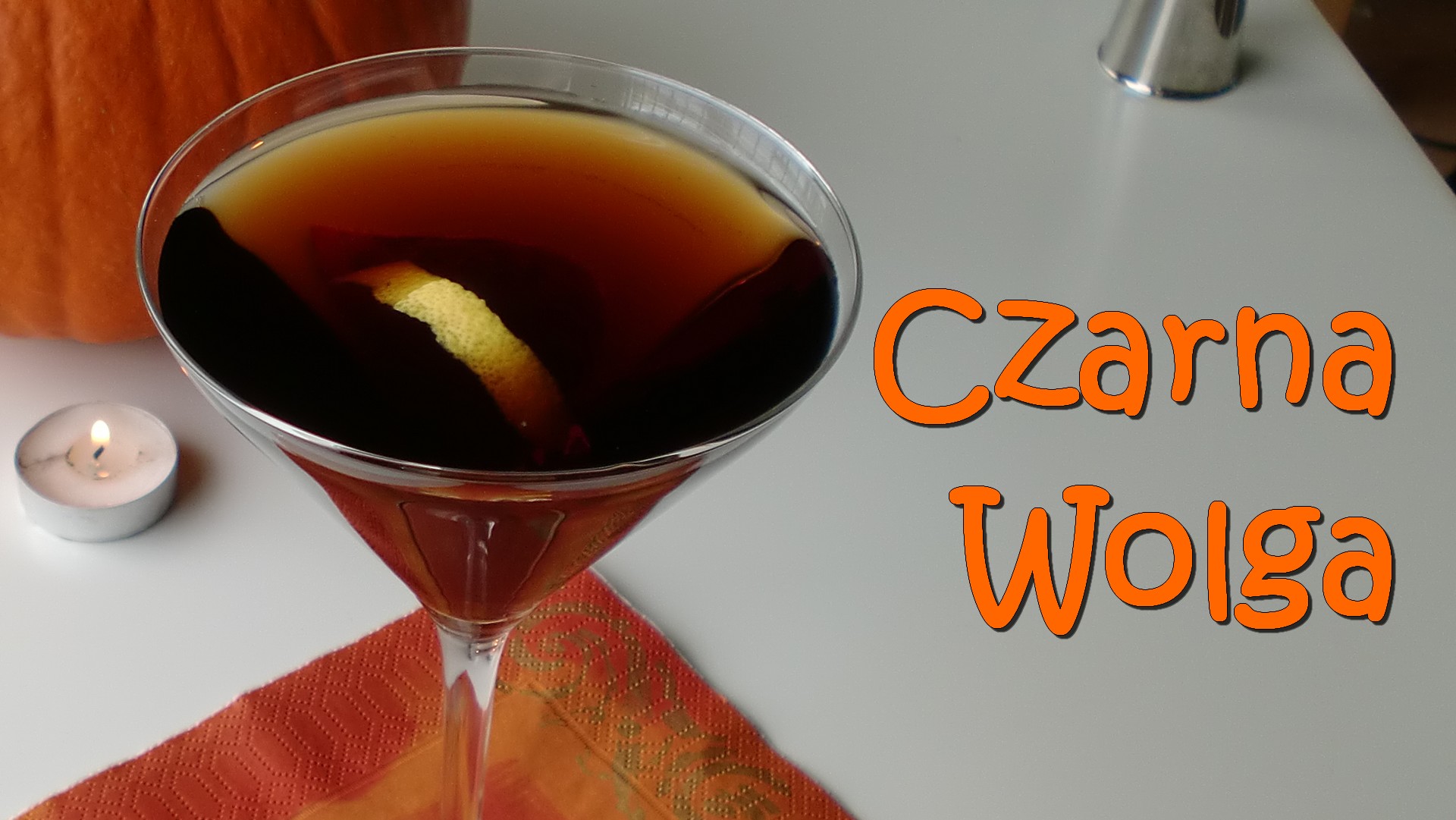 Drinki na Halloween: Czarna Wołga